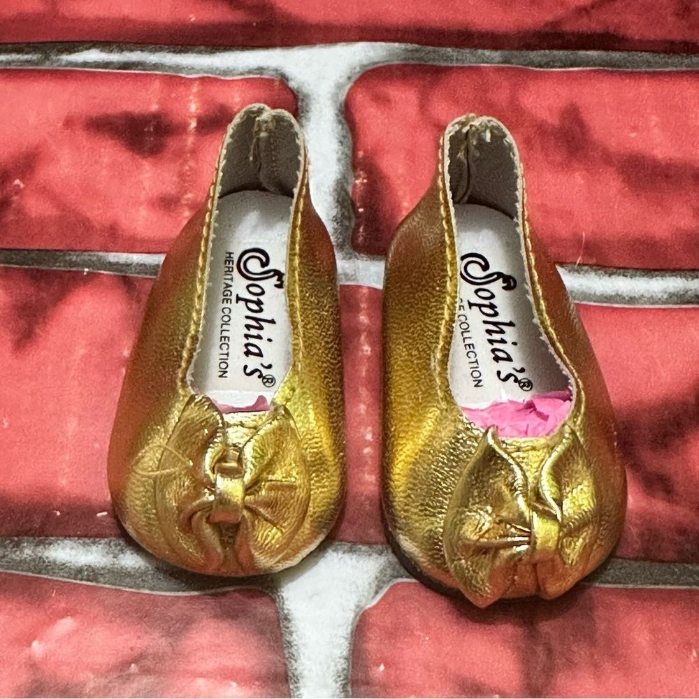 American Girl doll Sophias Collection gold shoes